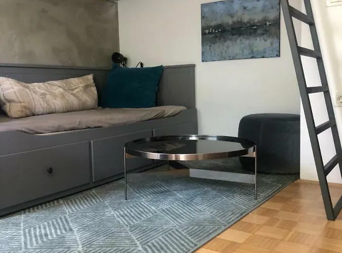 アパート Birch On Main Square *