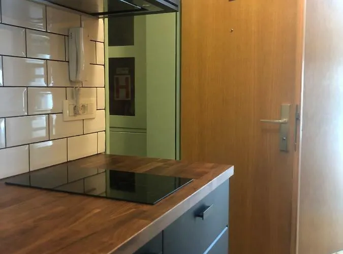 Birch On Main Square アパート